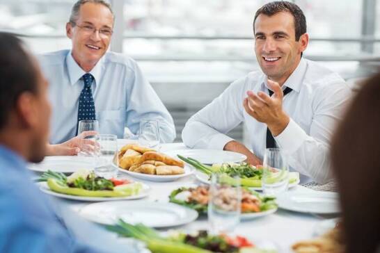 Czym się kierować,  wybierając restaurację na spotkanie biznesowe?