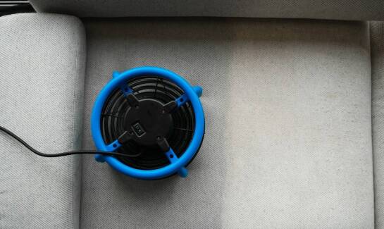 Pranie tapicerki meblowej a ochrona materiałów – co musisz wiedzieć?