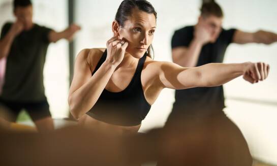 Fitness Kraków: Jak różnorodne zajęcia wpływają na zdrowie i sylwetkę?