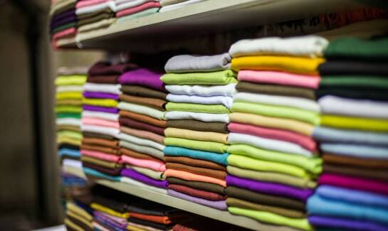 Ręczniki papierowe w ofercie hurtowni – przegląd najnowszych trendów