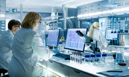 Nowoczesne wirówki laboratoryjne: jakie innowacje warto znać?