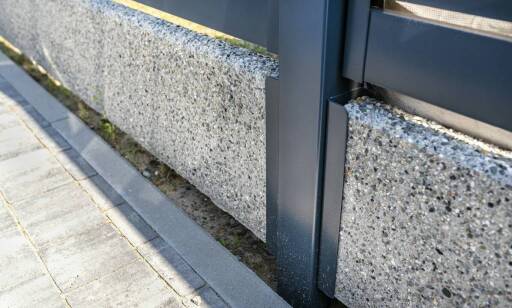 Jak wybrać odpowiedni materiał na parapety w oparciu o warunki atmosferyczne?