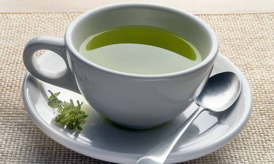 Jak herbata ekologiczna wspiera relaks i ukojenie nerwów?