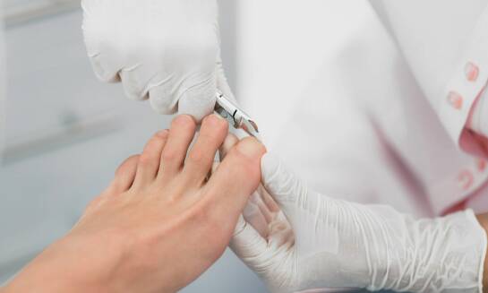 Jakie korzyści przynosi regularny pedicure?