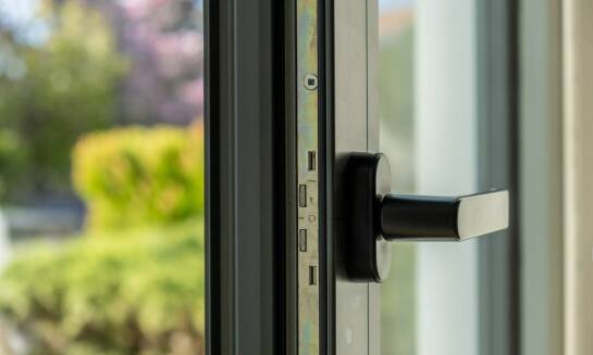 Nowoczesne technologie w serwisie zamków elektronicznych