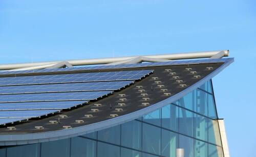 Jakie są zalety współpracy systemów fotowoltaiki z rekuperacją?