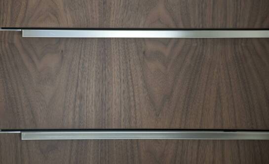 Jakie materiały są najczęściej używane w drzwiach wewnętrznych?