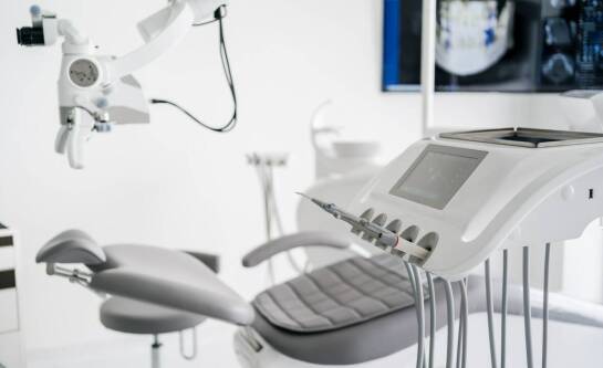 Czy dobry dentysta zawsze jest drogi?