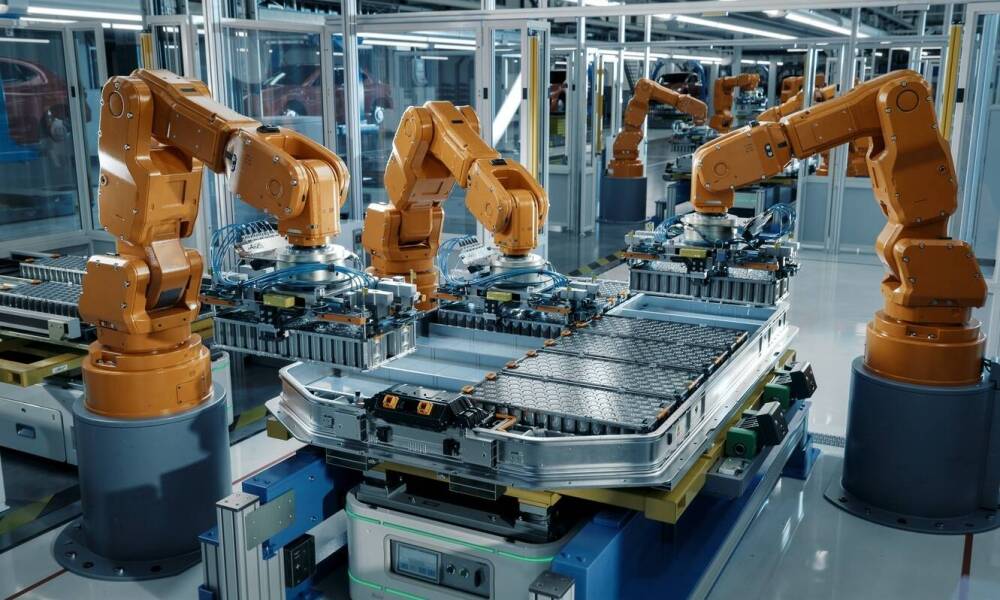 Jak integracja systemów automatyki przemysłowej wpływa na efektywność produkcji?