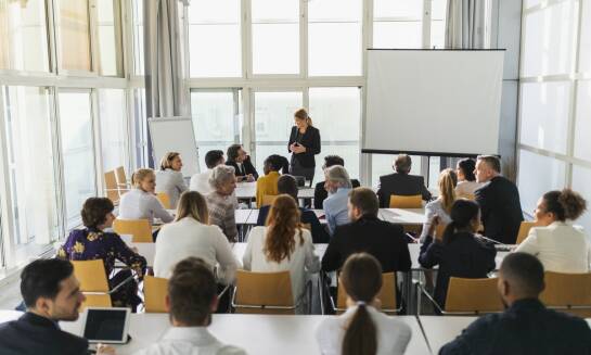 Rozwój pracowników poprzez szkolenia — inwestycja, która się opłaca