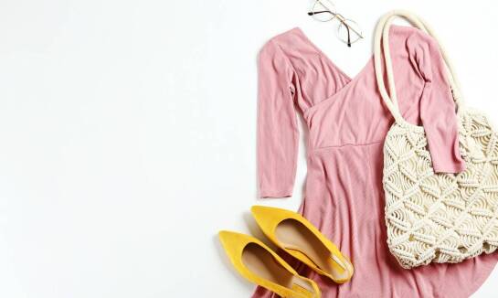 Jak przygotować garderobę ciążową na zmieniające się pory roku?