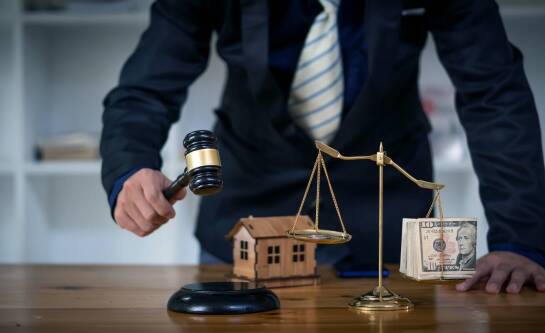 Licytacje z najniższą ceną wywoławczą - co warto wiedzieć?