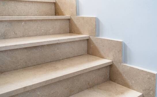3 zalety kamiennych schodów