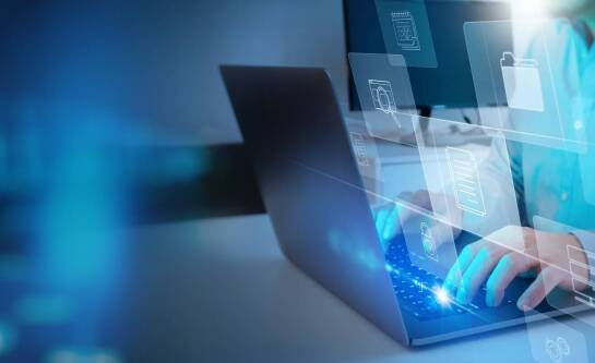 Obsługa online klientów przez biuro księgowe w Warszawie - jakie są zalety?