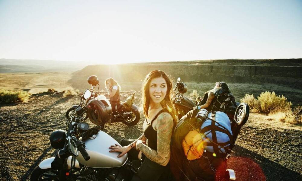 Jak wypożyczalnia motocykli dba o bezpieczeństwo klientów?