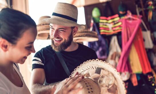 Wycieczki objazdowe z Łodzi – idealny sposób na poznanie kultury różnych krajów