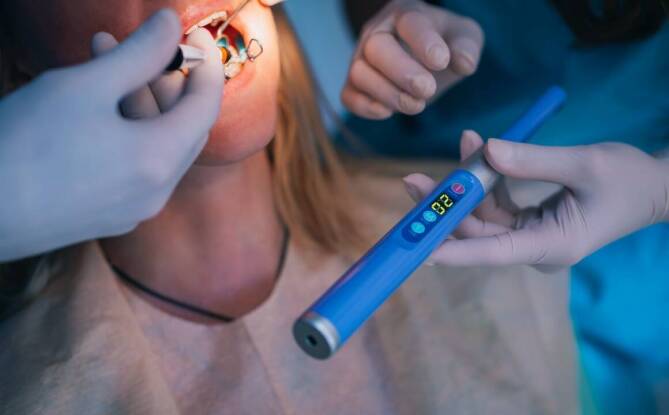 Jak endodoncja wpływa na zachowanie naturalnego zęba?