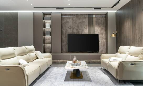 Tkaniny mikrofibra – praktyczne zastosowania w modzie i wnętrzach