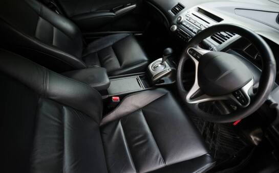 Jakie funkcje wspierają komfort jazdy w Audi RS Q8?