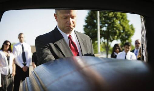 Przewóz ciała na terenie kraju – jakie standardy stosujemy?