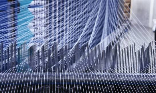 Jakie innowacje wpływają na proces produkcji krosien malarskich?