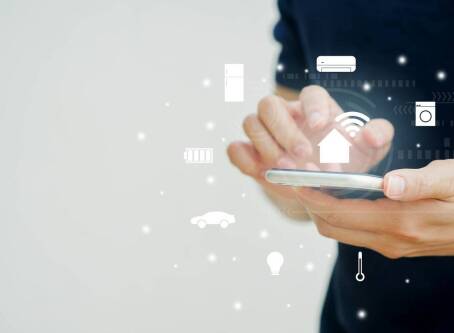 Jak sprawdzić księgę wieczystą działki w internecie?