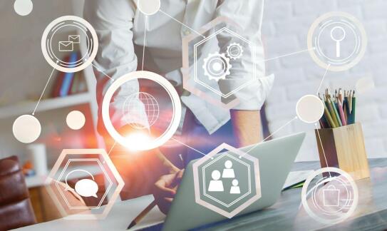 Zalety outsourcingu HR: Jak kadry i płace z Katowic mogą zoptymalizować Twoje koszty?