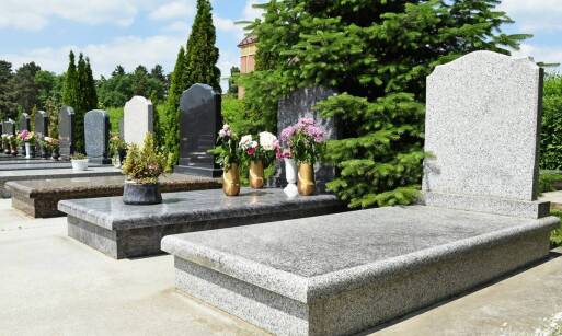 Trwałość nagrobków z granitu – co warto wiedzieć?