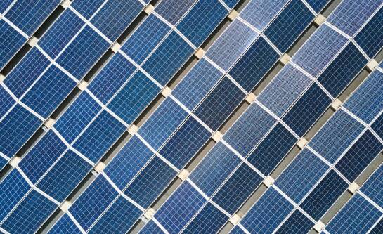 Co to jest kwp w fotowoltaice?