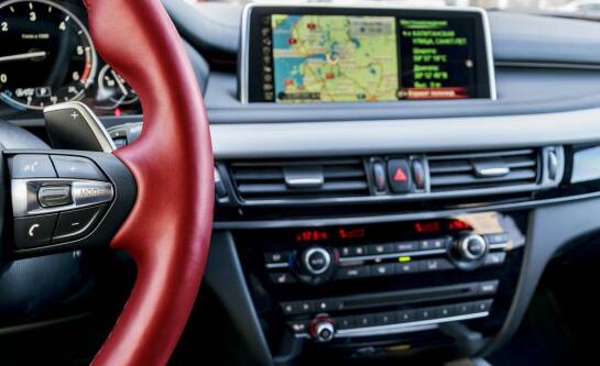 Jakie są najczęstsze błędy przy wyborze dywaników do BMW X5?