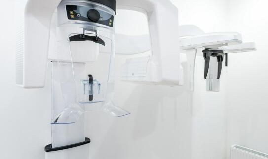 Zastosowanie nowoczesnych technologii w bezpiecznym leczeniu kanałowym dla ciężarnych