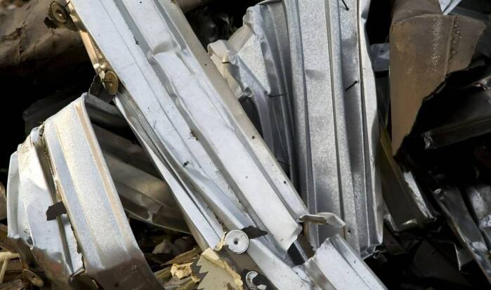 Jak przygotować odpady metalowe do oddania do skupu?
