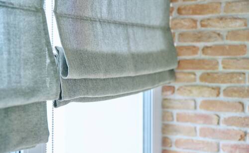 Rola rolet Fakro w regulacji temperatury w pomieszczeniach