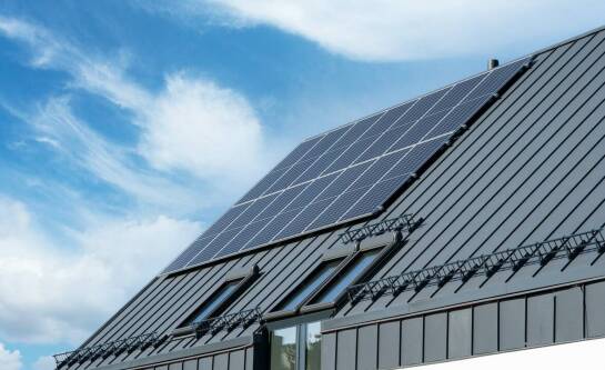 Wykorzystanie konstrukcji stalowych w budowie ekologicznych rozwiązań przemysłowych