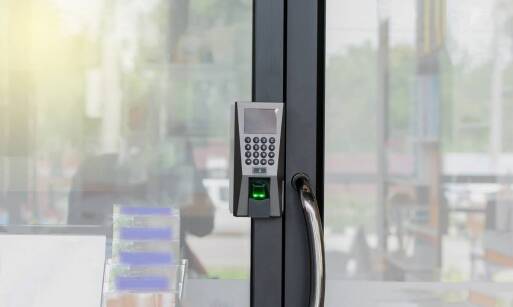 Dlaczego warto wybrać drzwi Porta do budynków użyteczności publicznej?