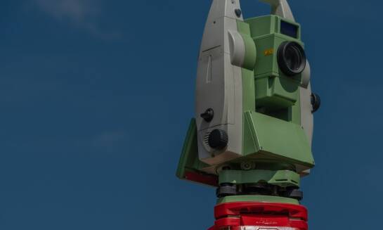 Praca z modelami 3D: Nowoczesne rozwiązania w geodezji