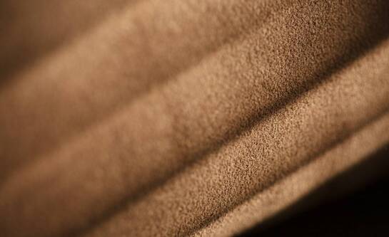 Wybór odpowiedniej sklejki antypoślizgowej na wymiar do ciężkich ładunków