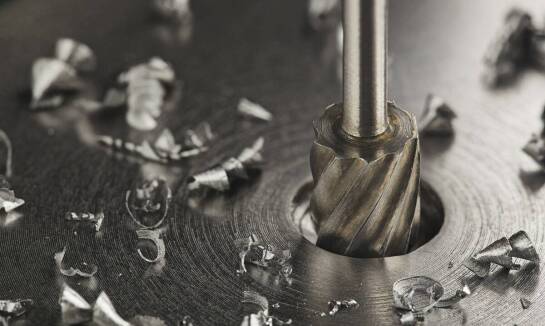 Wpływ nowych materiałów na jakość i efektywność otwornic hss