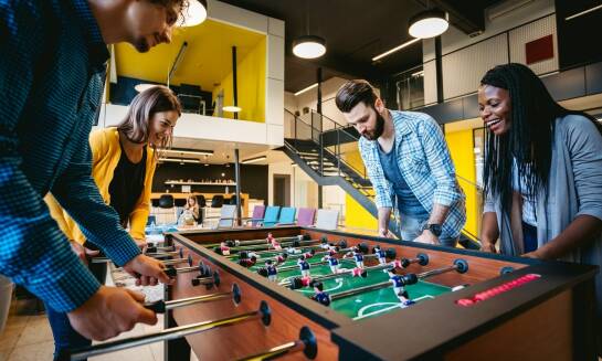 Dlaczego air hockey to doskonała gra na przerwy podczas eventów?