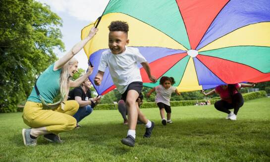 Akrobatyka dla dzieci: korzyści zdrowotne i edukacyjne