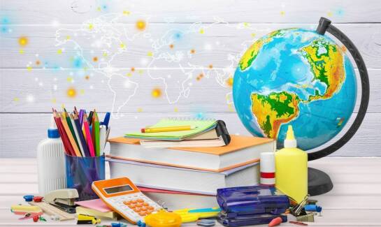 Jakie materiały edukacyjne są niezbędne w przygotowaniach do matury z polskiego?