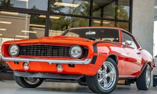 Klasyczne auta z USA – jakie dodatkowe koszty mogą się pojawić?