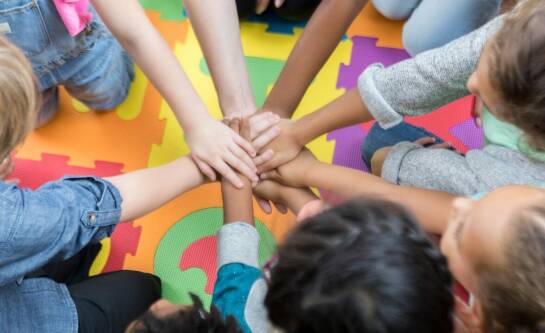 Metody wspierania rozwoju społecznego dzieci w dwujęzycznej szkole podstawowej