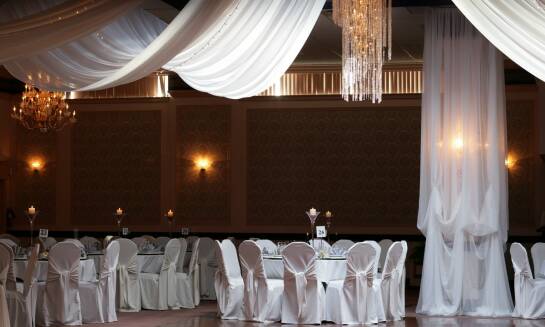 Jakie są kluczowe elementy udanego przyjęcia weselnego?