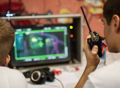 Jak zostać montażystą i wejść do świata postprodukcji filmowej?