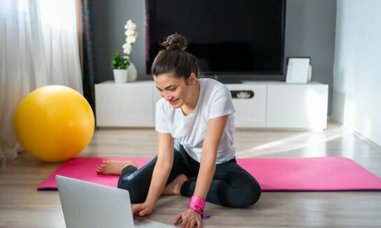 Jakie są najlepsze praktyki w zarządzaniu czasem podczas uczestnictwa w kursach sportowych?