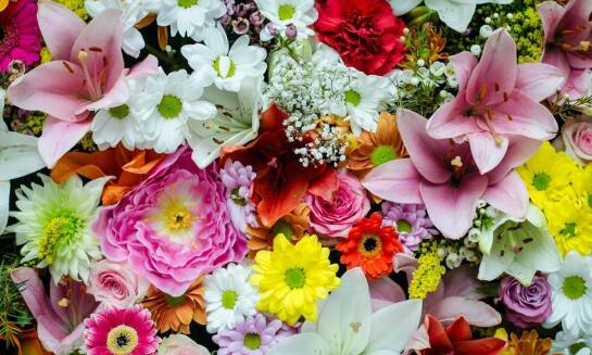 Jakie są korzyści z wyboru unikalnych kompozycji kwiatowych?