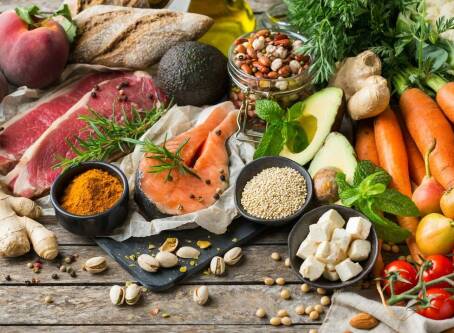 Dieta śródziemnomorska co jeść, aby w pełni korzystać z jej zalet?