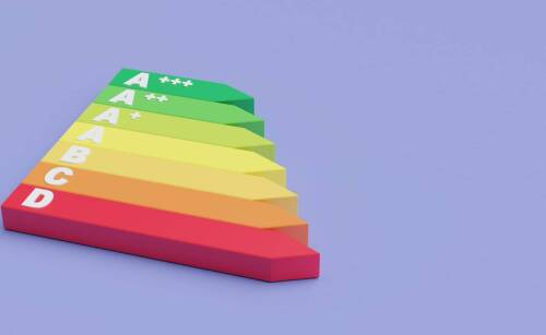 Jakie są różnice między charakterystyką a certyfikatem energetycznym budynku?