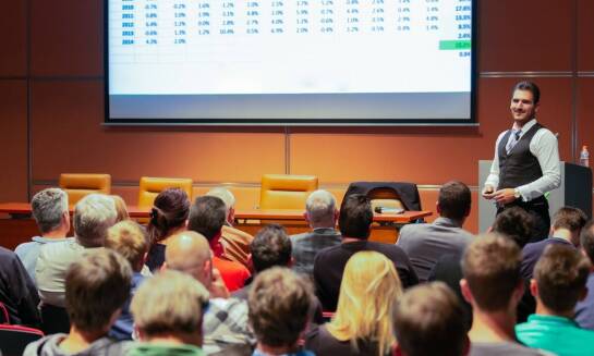 Obsługa techniczna imprez – jakie aspekty warto uwzględnić na etapie planowania?